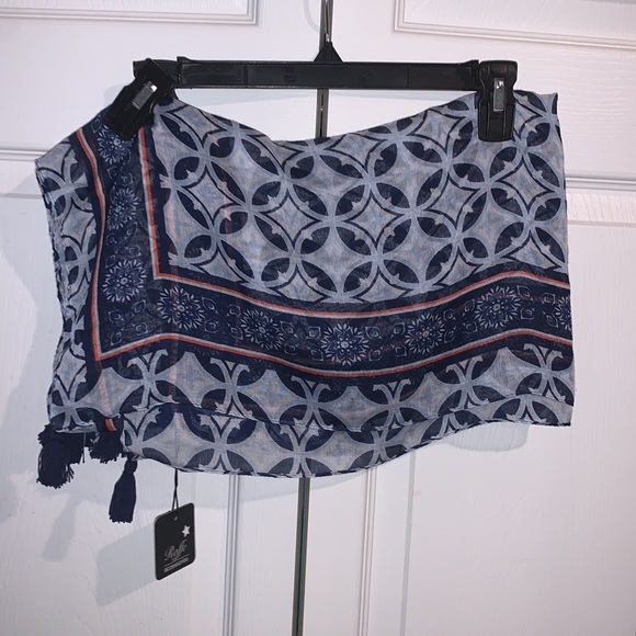 Ladies Roffe Topper - Picture 2 of 6